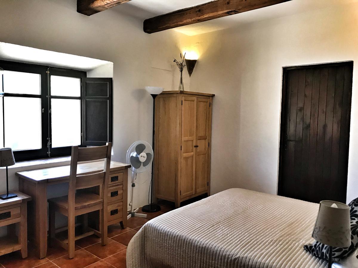 Hotel Mas Pelegri Serinya Ngoại thất bức ảnh